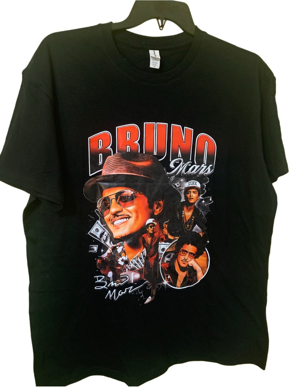 Caribbean Seal  Bruno Mars  black T-shirt size XL. NWOT